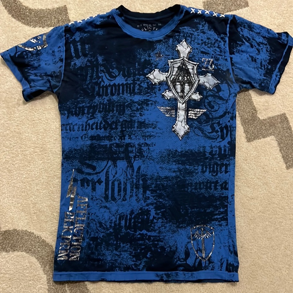 Men’s Affliction shirt